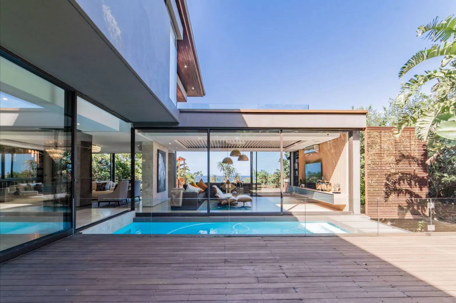 Luxury Villa in Balito - Pool